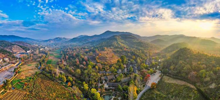 大悟金岭颜回书院酒店图片