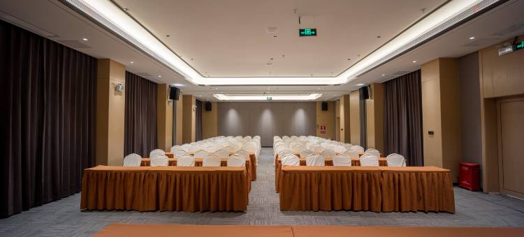 丽怡酒店(深圳国际会展中心国展地铁站店)图片