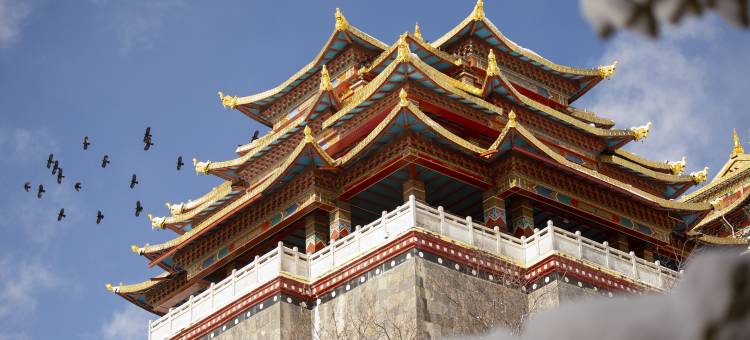 无夏而立·安隅|Sum·Less梵境核心视野藏地美宿(大佛寺转经筒店)图片