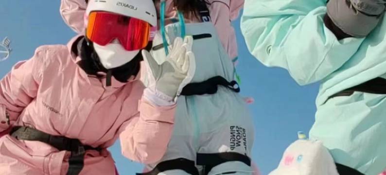 安吉怡洁亲子溯溪度假美宿(安吉云上草原熊猫探险部落乐园店)图片