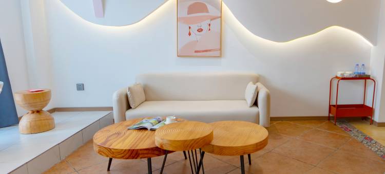 黔花之筑 EconomyBusinessandLeisure桃源酒店(桃花源步行街店)图片