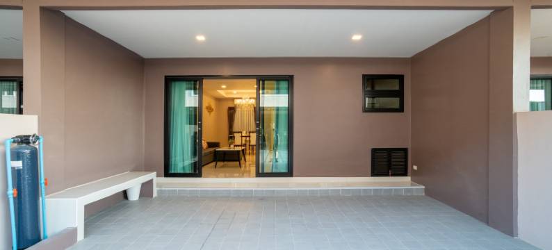 芭提雅 The Lake【联排泳池别墅⭐️近中天夜市/        社区泳池】(Pattaya town house three bedroom pool villa 【8 minutes drive to floating market + swimming pool】)图片