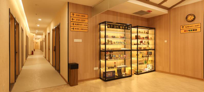 木方程创意酒店(滨江星光大道店)图片