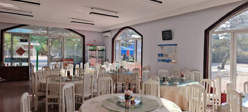 连海酒店(日照海滨国家森林公园店)图片