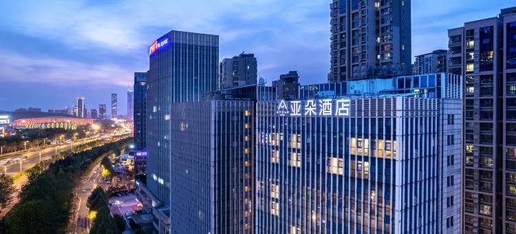 济南奥体中心汉峪金谷亚朵酒店图片