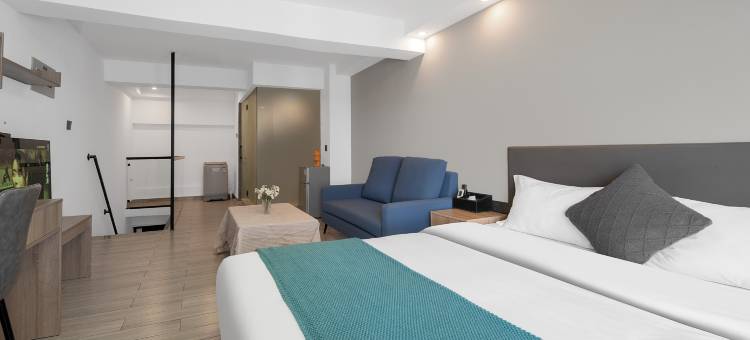 在路上速泊公寓(华天涉外职业技术学院南洋职业学院店)图片