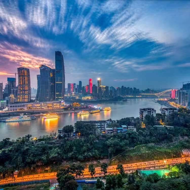 维也纳酒店(重庆南滨路地铁站店)图片