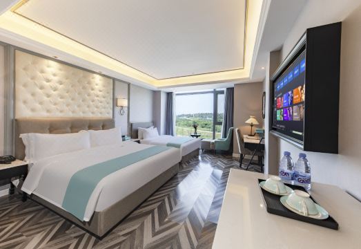 赞硕假日酒店（绵阳西部冷都店）外景图