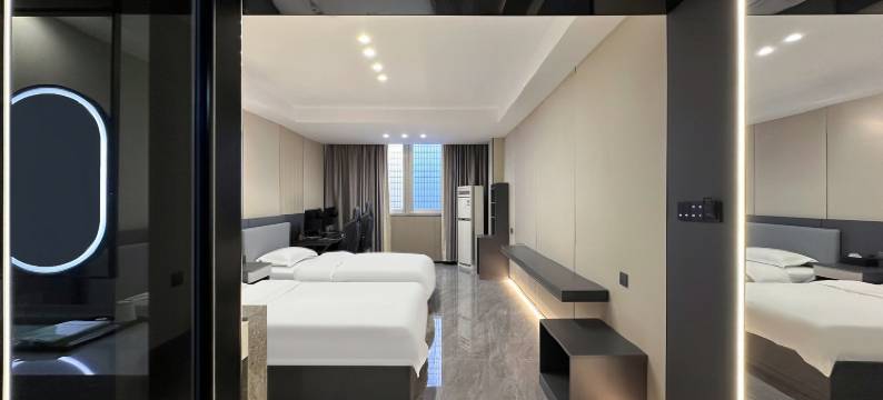 HiGo电竞观影酒店(信阳火车站天润广场店)图片