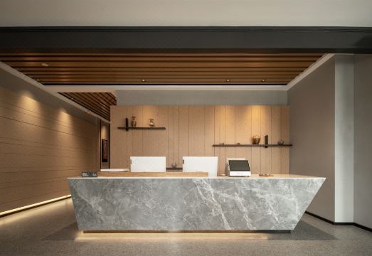 Dreams of Cocoa Sea Resort Hotel Overview