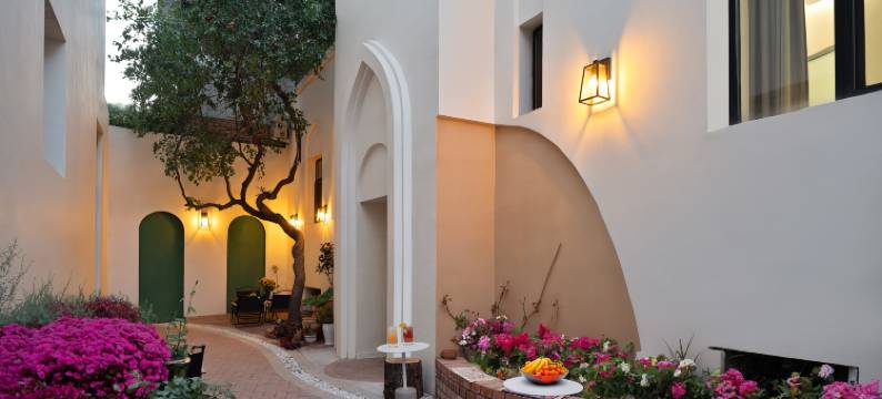 城烟里·CHENGYANLI民宿(伊宁六星街店)图片