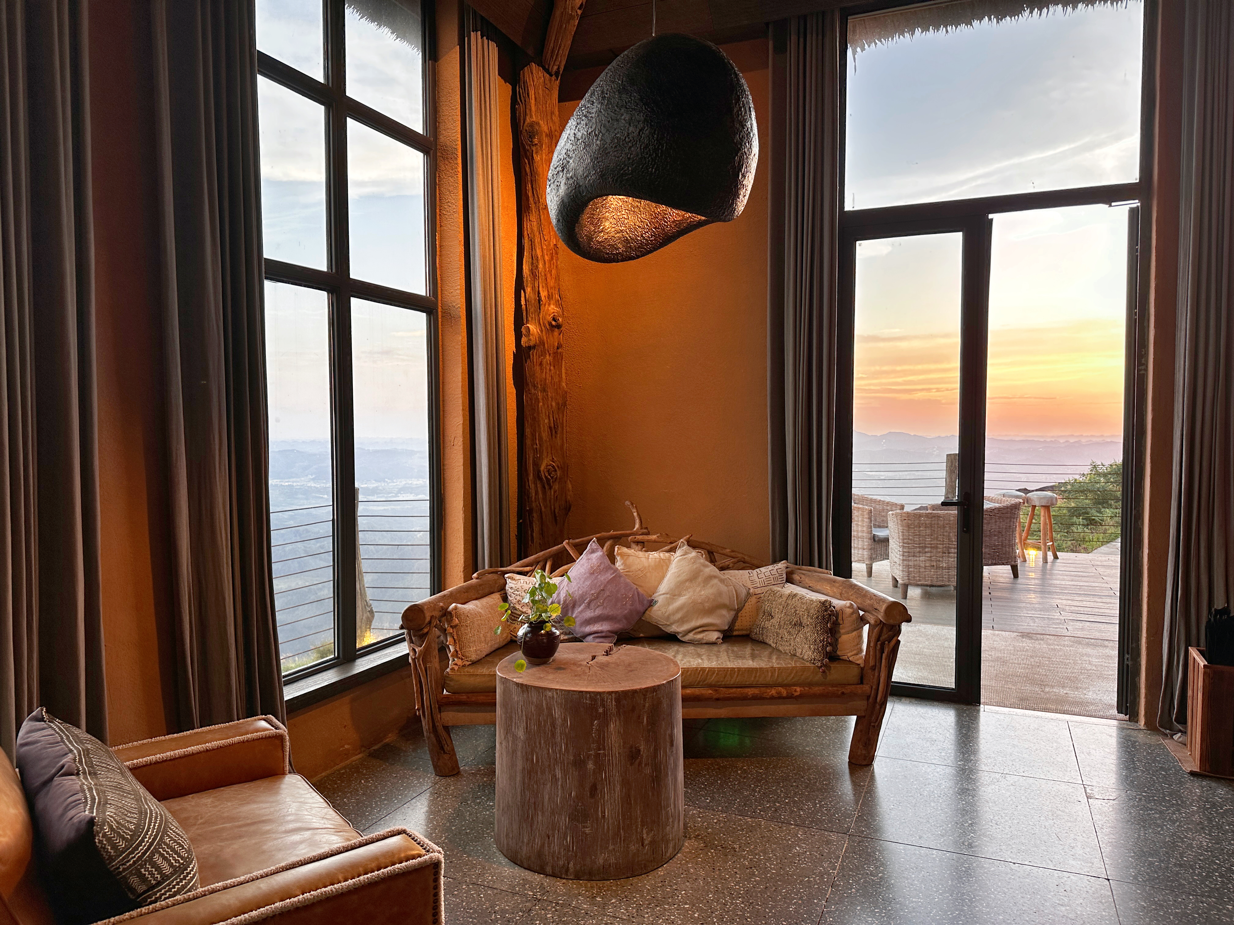 Puyu Rustic LuxuryOver view