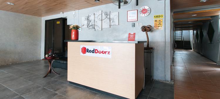 RedDoorz near Christ the King Medical Center图片