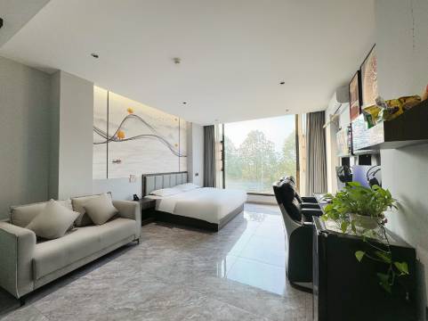 星际云电竞民宿(浩淼大道水岸上城店)