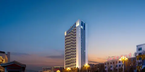 太原柳巷府西街亞朵X酒店