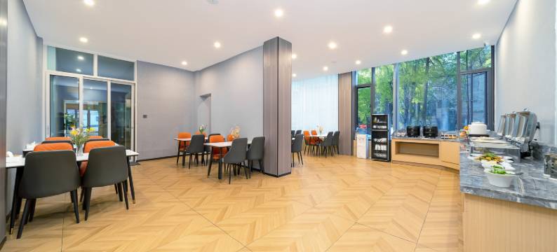 银华智选酒店(大理高铁站洱海公园店)图片