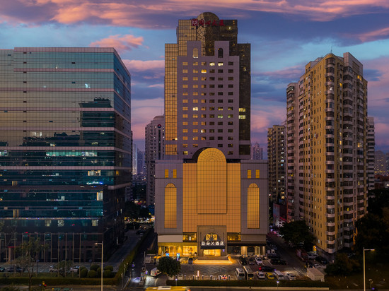 深圳会展中心岗厦地铁站亚朵X酒店