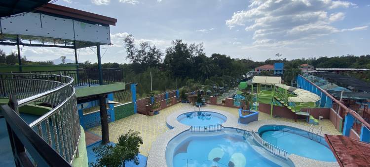 红多兹Plus圣·纳西索雷克斯林度假村(RedDoorz Plus @ Lhexlyn Resort San Narciso)图片