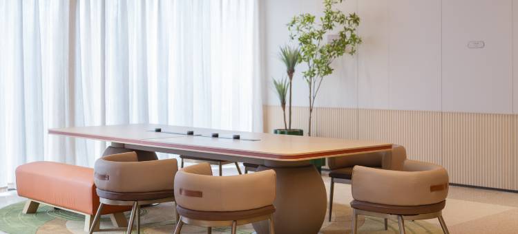 桔子酒店(乐山高铁站世豪广场店)图片