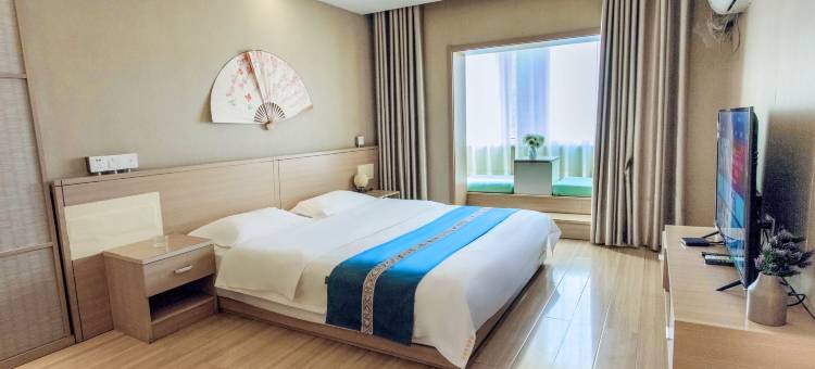 天悦观景酒店(银川阅彩城店)图片