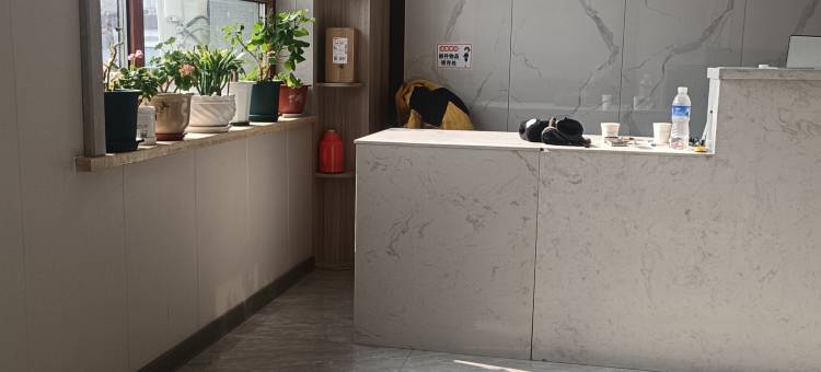 集安汉锦酒店  (集安大吉他主题广场店)图片