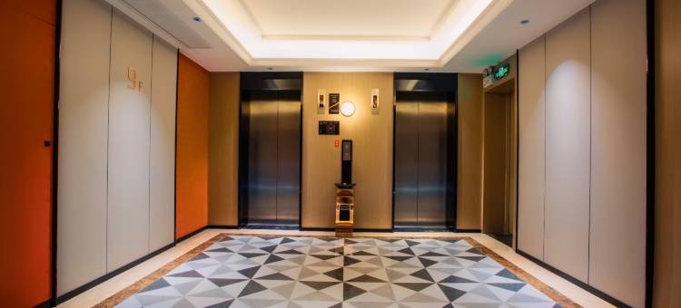 蚂蚁·光年电竞酒店(梧州骑楼城店)图片