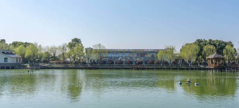 在水一方生态酒店图片