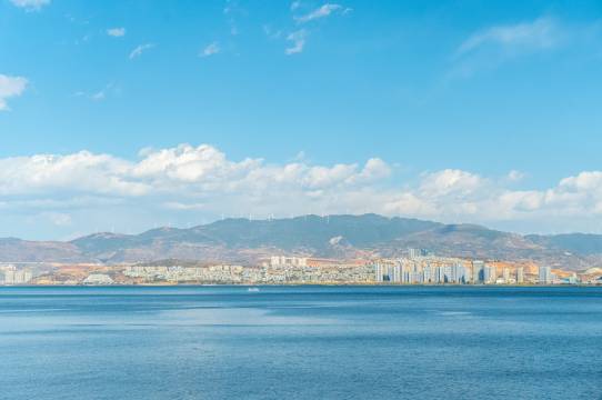 大理一海三楸海景民宿(生态廊道洱海店)图片