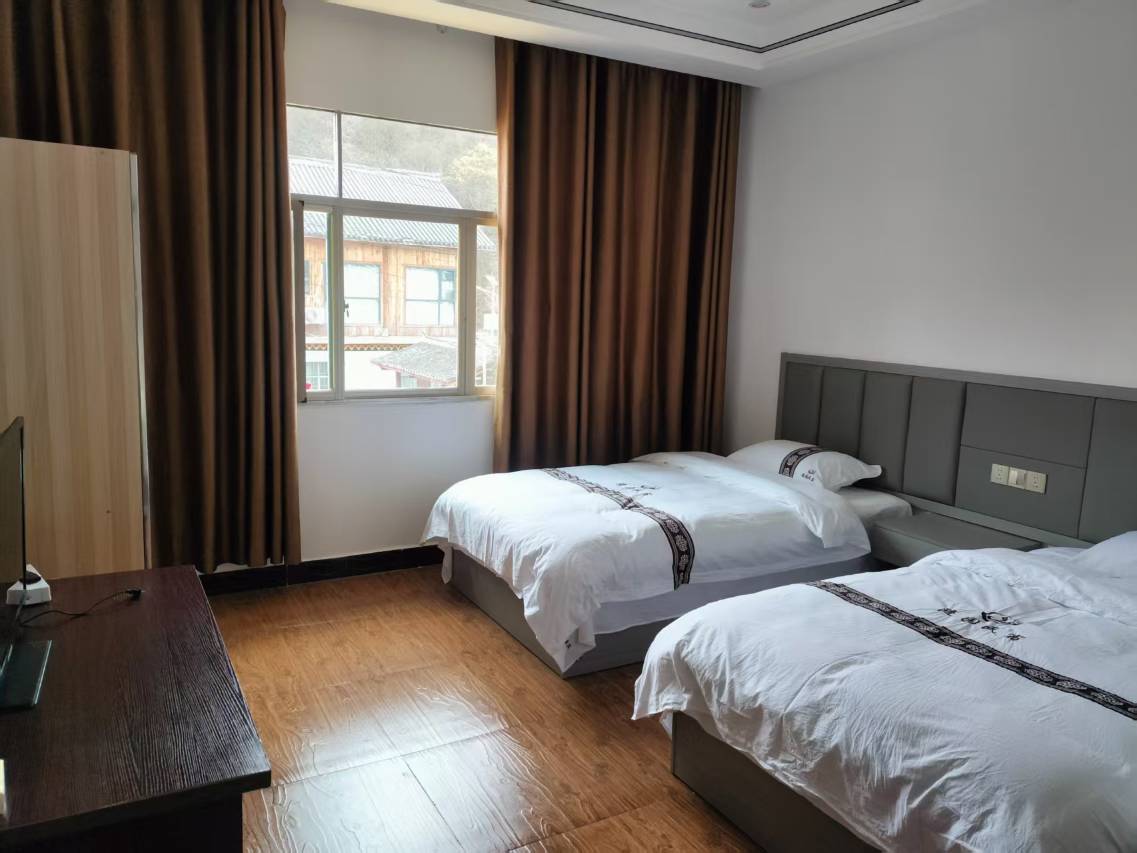 百里杜鹃随园民宿