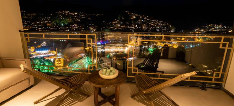 西江风花雪月全景美宿(千户苗寨观景台店)图片