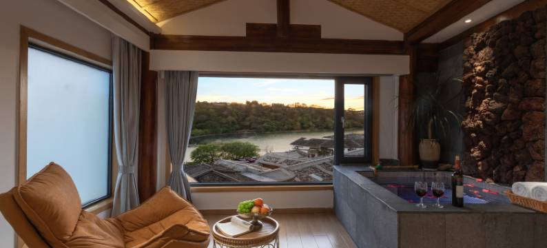 云间温泉湖畔民宿(和顺古镇野鸭湖店)图片