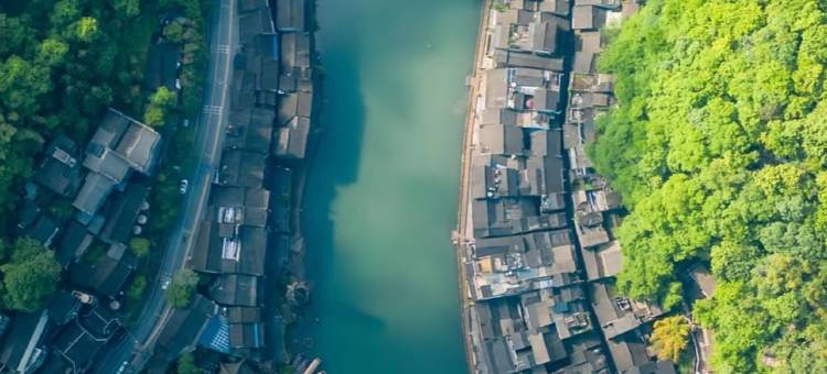 江岸星河酒店(凤凰古城虹桥店)图片