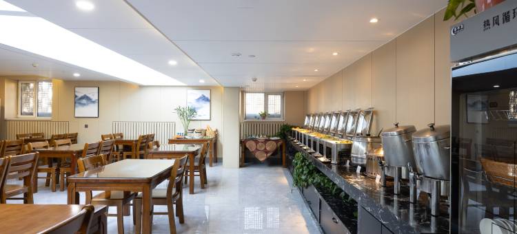 鑫海湾酒店(赤峰高铁站万达广场店)图片