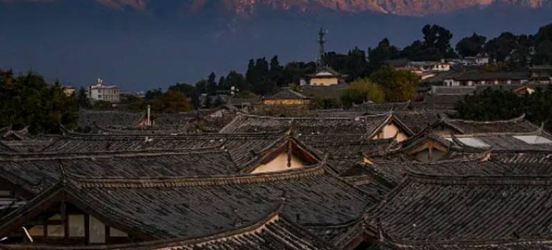 浩瑞・香庭丨DREAMWORLDS•SERENITY空间•山语酒店(独克宗古城店)图片