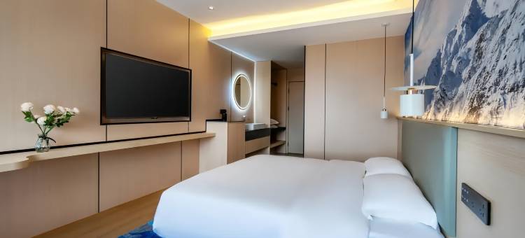 澜栖智慧酒店(乐山世豪广场高铁站店)图片