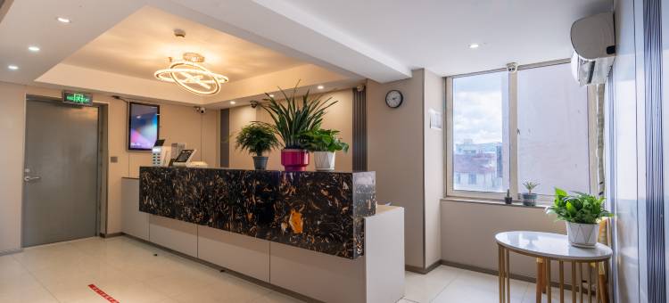 锐思特酒店(上海共康路地铁站宝山万达广场店)图片