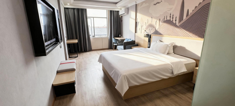 余干维多利亚假日酒店(琵琶湖米兰街店)图片