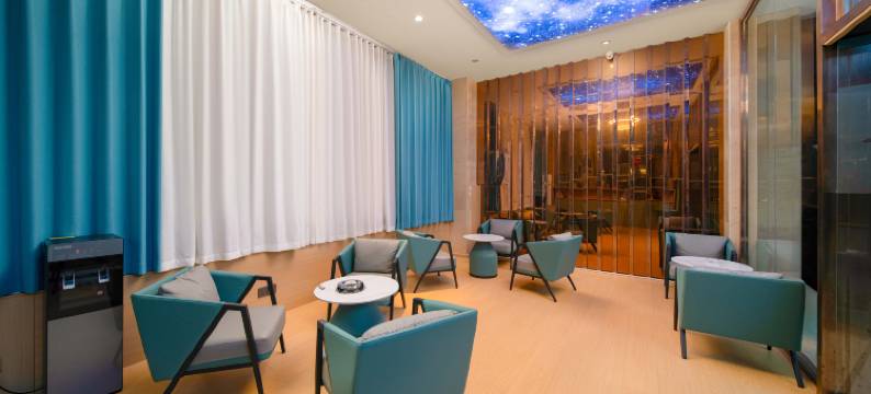 亿鑫国际大酒店(安庆高铁站汽车站店)图片