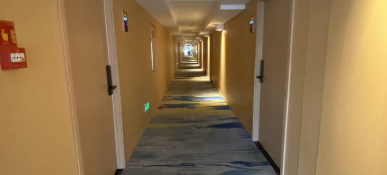 爱他美酒店(观月路地铁站店)图片