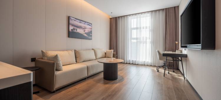 库尔勒人民广场建设桥亚朵酒店图片