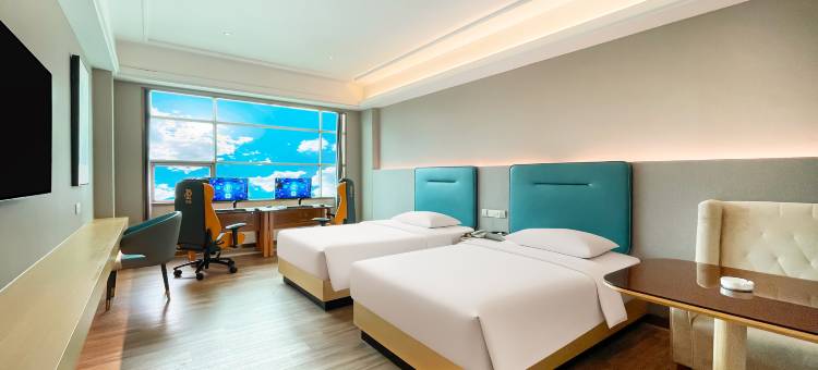 亚信电竞酒店(东莞虎门高铁站万达广场店)图片