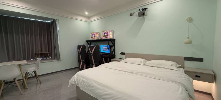 极蜂电竞民宿(宜宾学院店)图片