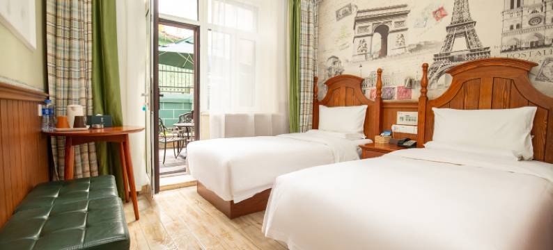 雅客小镇假日酒店(长春火车站新天地购物公园店)图片