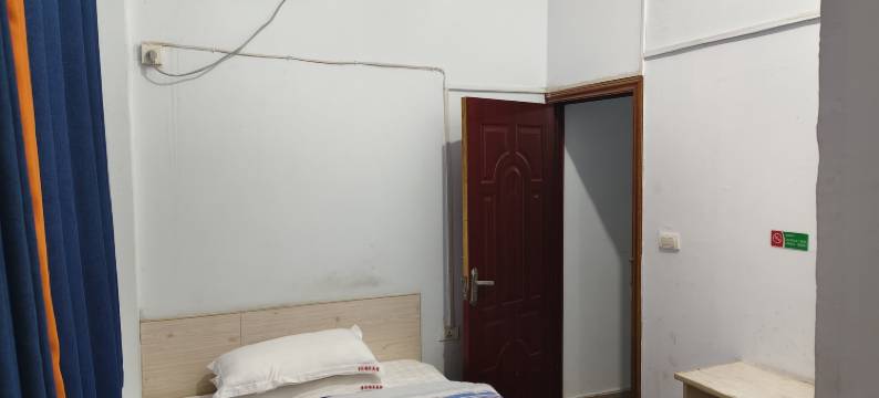 学府商务宾馆(四川文理学院莲湖校区店)图片