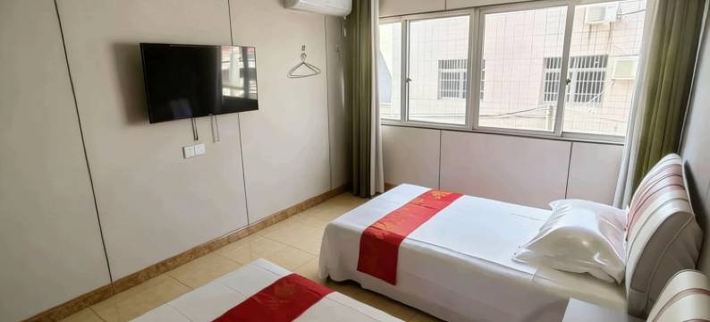 OYO浮梁洪源公路宾馆图片