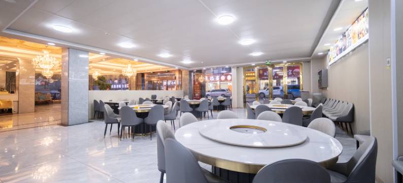 云上富氧酒店(然乌镇店)图片