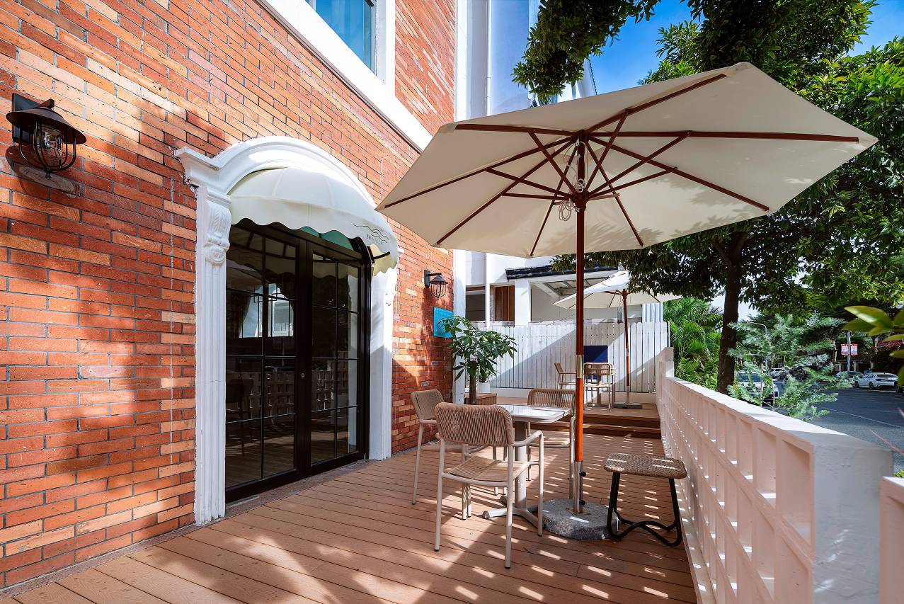 北海言海VILLA酒店(银滩客运港店)