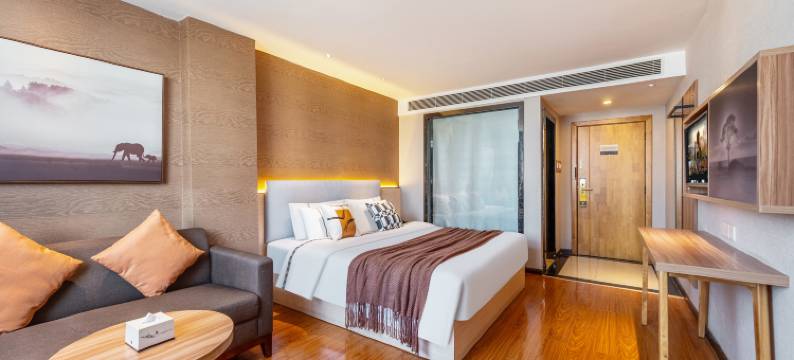 亚欢酒店(广州白云钟落潭地铁站店)图片