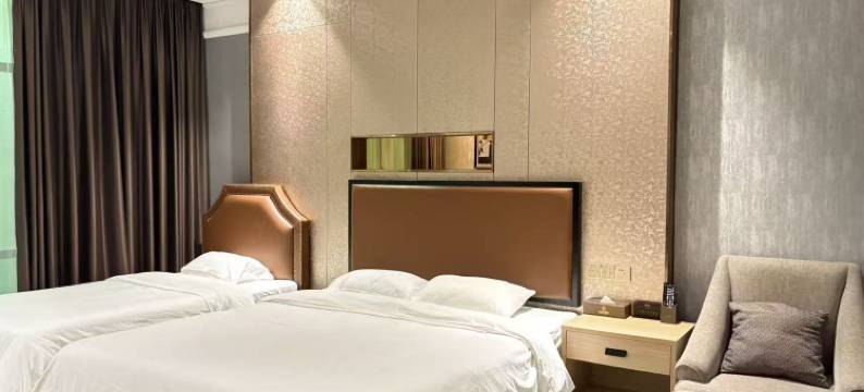 清远尊享昊廷哥酒店(清城站店)图片