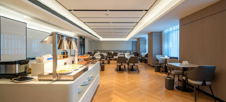 万城逸居酒店(南昌县象湖一附院店)图片